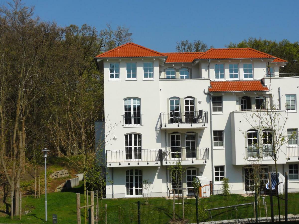 3 Zimmer Ferienwohnung Haus Meeresblick Mit Meerblick A005 Mit Suedterrasse Und Strandkorb Baabe Luaran gambar